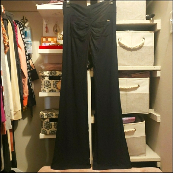 Beach Bunny Lounge Unzipped Hoodie & Bunny Booty Pants - Picture 6 of 11